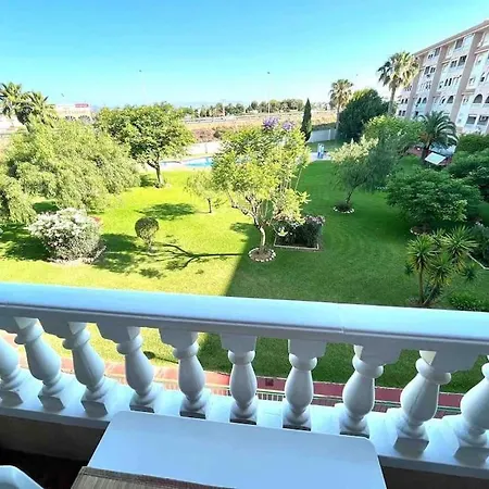 Casa Di Mateo With Garden View And Swimming Pool Apartament